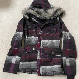 Roxy Jetty 10K Black Snowboard Jacket - Medium